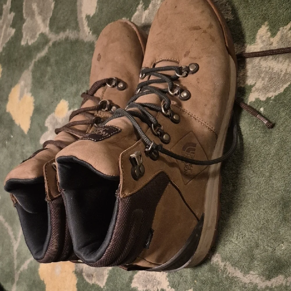 The North Face Men's Tan Leather Boots